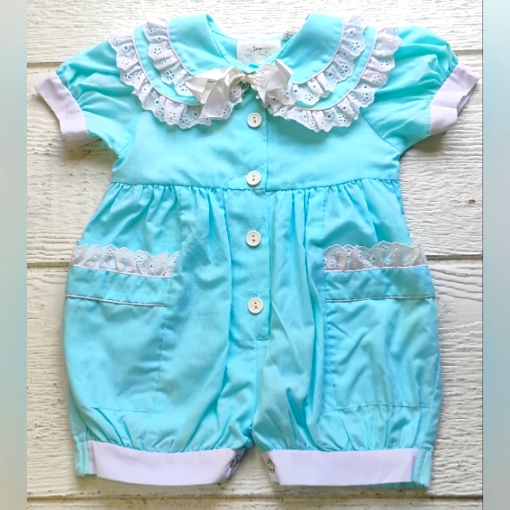 Vintage Broadway Infant Girls Romper Blue Sz 12M Button Down Eyelet Lace Collar